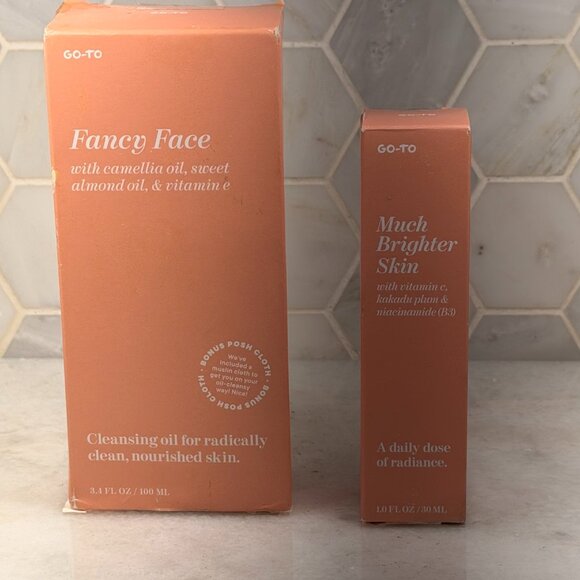 Much Brighter Skin Brightening Vitamin C Serum•30ML & Cleansing Oil 100 ml - Picture 2 of 2